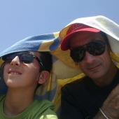 Unico modo per ripararsi dal caldo