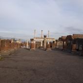PIAZZA DI POMPEI